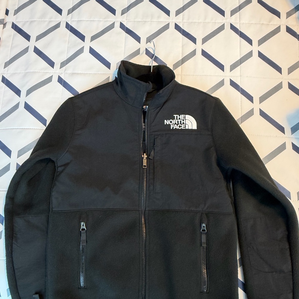 The North Face Youth Black Performance Jacket